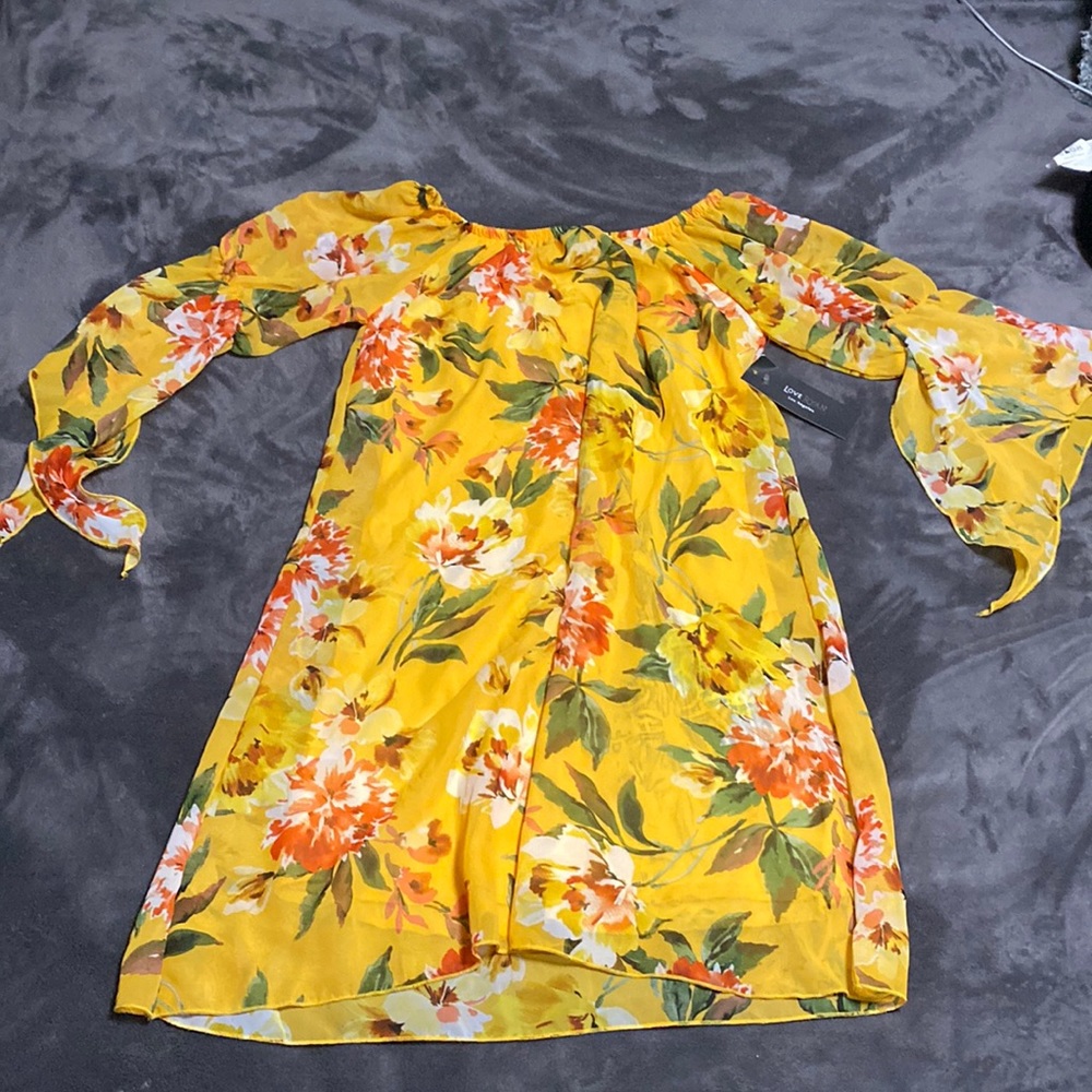 Cute floral dress size small women